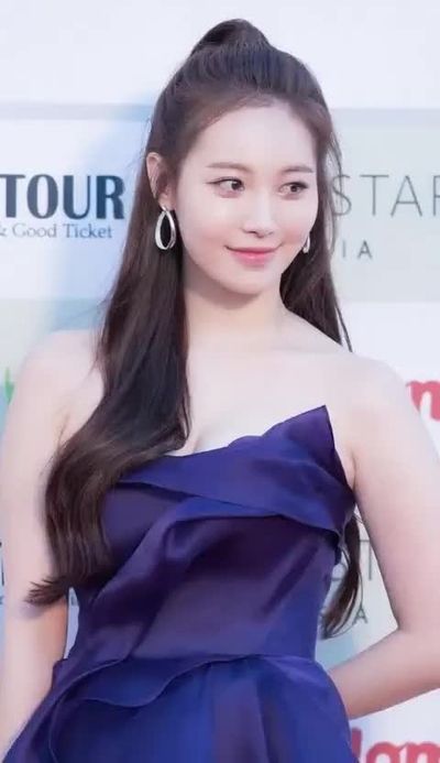 Yura - shows boobs