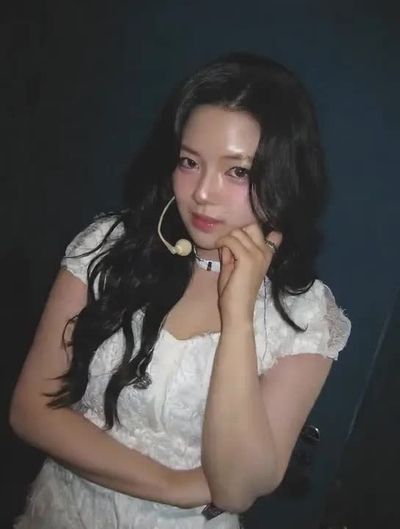 Jeongyeon - facial