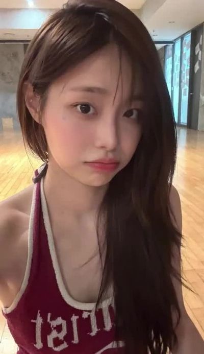 Chuu - interracial