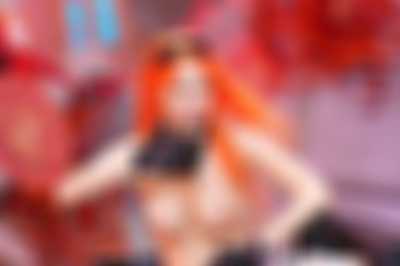 Chaewon - shows tits