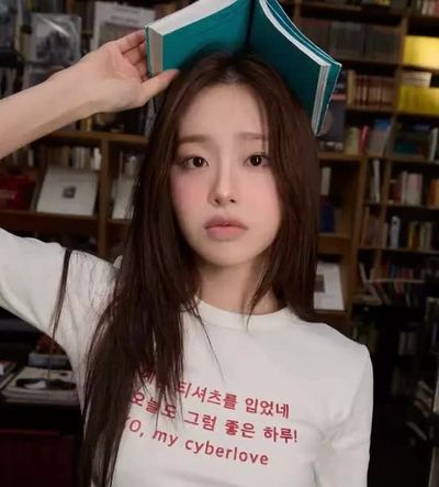 Chuu - sucking deep