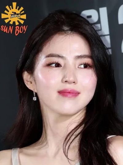 Han So Hee - facial