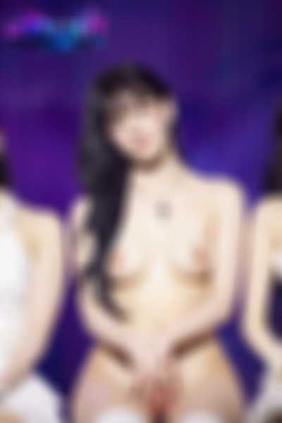 Chaeyoung - nudes