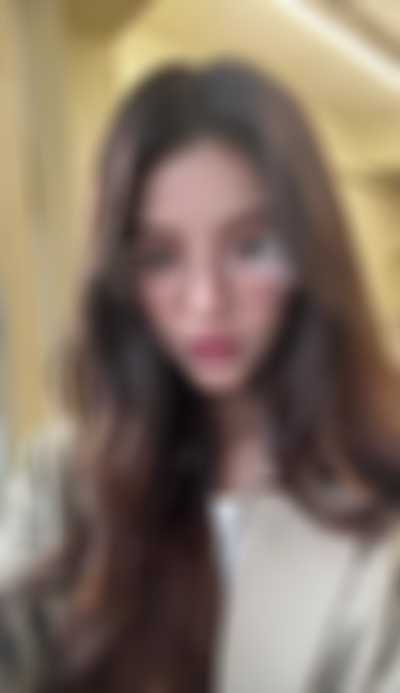 Danielle - cum on face