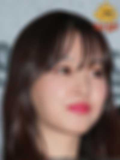 Park Bo-Young - facial