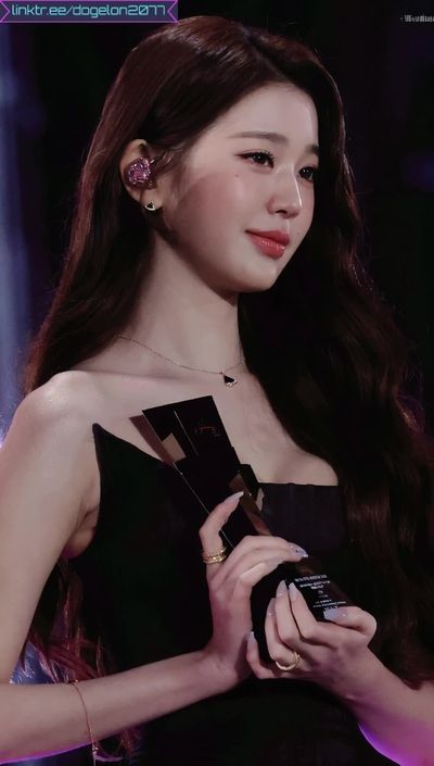 Wonyoung - nude