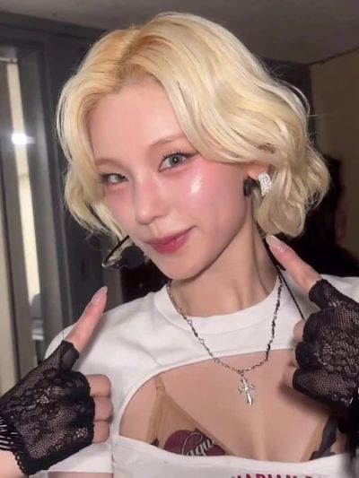 Yeji - cum on face