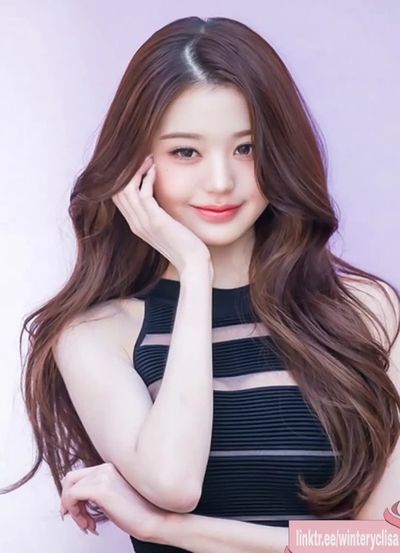 Wonyoung - play with pussy