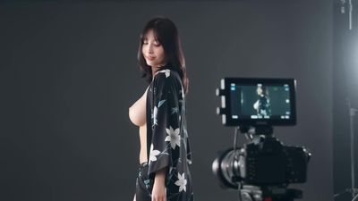 Momo - shows boobs
