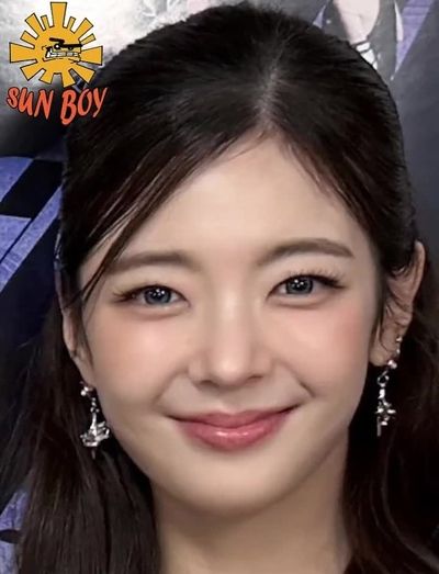 Lia - facial