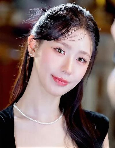 Miyeon - cum on face