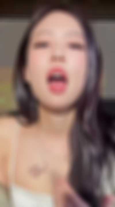Jennie - blowjob