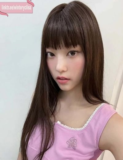 Haerin - pov blowjob