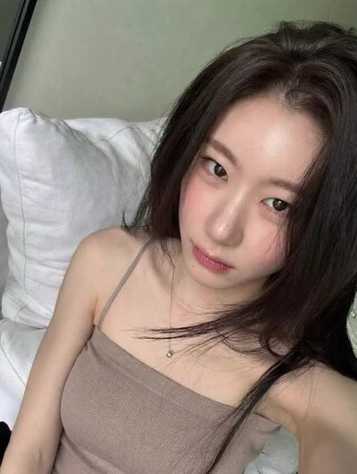 Chaeryeong - cum on face