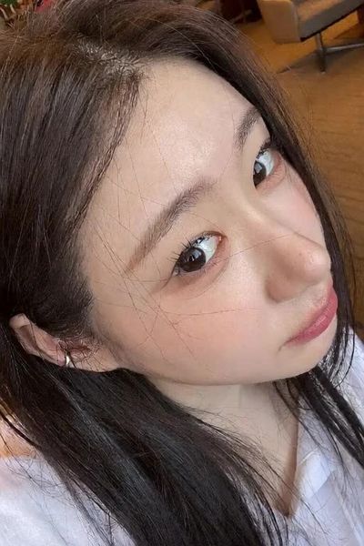 Chaeryeong - sucking deep