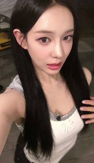 Sarang - cum on face