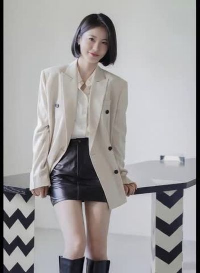 Shin Ye-eun - nude