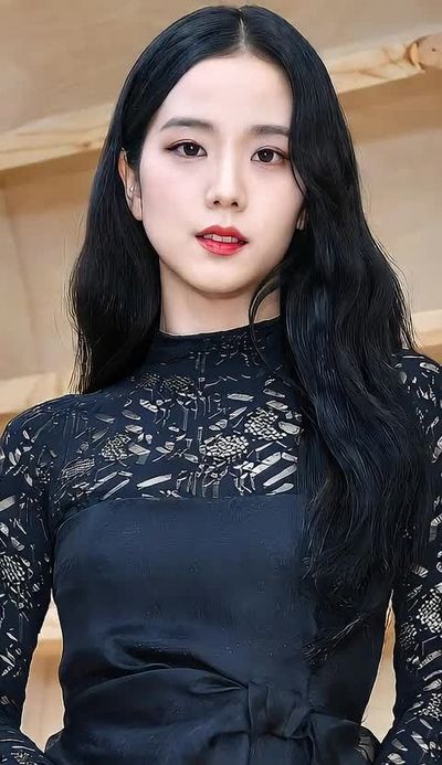 Jisoo - gives handjob
