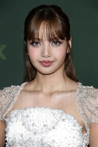 Lisa - cum on face