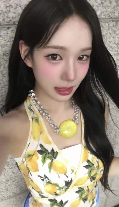 Sarang - play with pussy