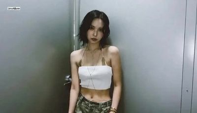 Mina - shows tits