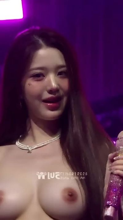 Wonyoung - naked