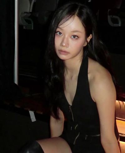 Hyeri - shows pussy
