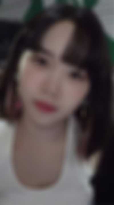Chaewon - cum in mouth