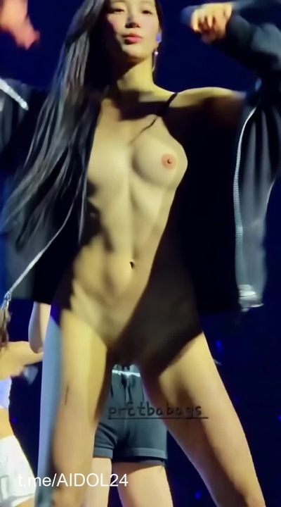 Kazuha - nude