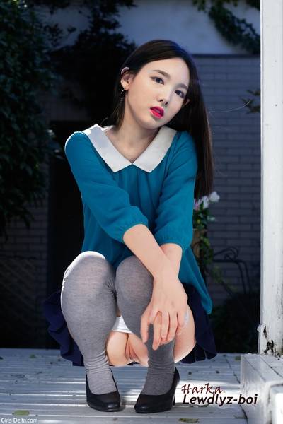 Nayeon - nude fake