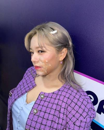 Jeongyeon - cum on face