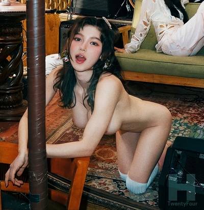 Danielle - slutty idol