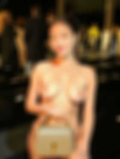 Jihyo - public nude