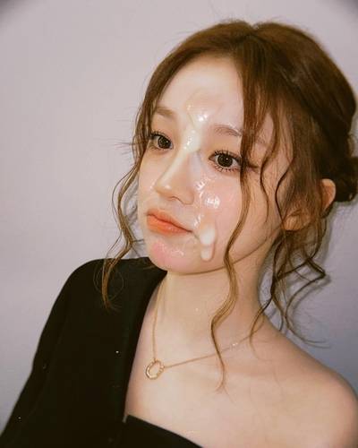 Yuqi - bukkake