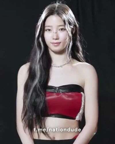 Kazuha - shows tits (video)