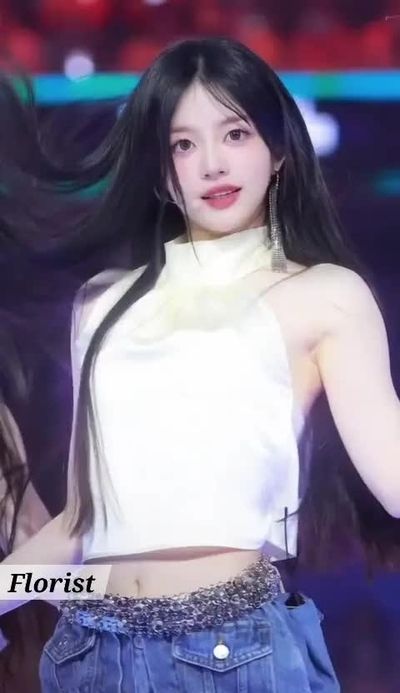 Minju - shows boobs