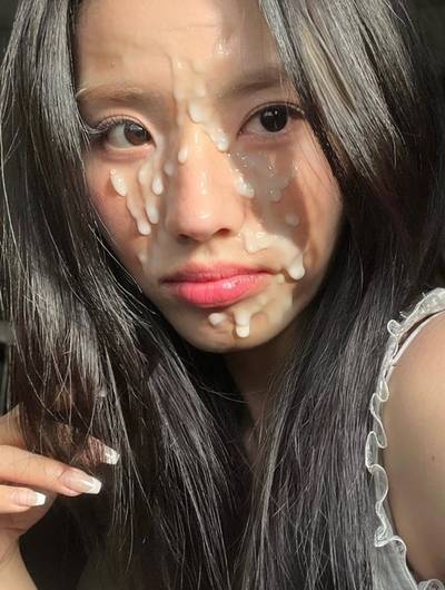 Jiwon - cum on face