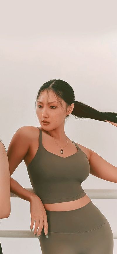 Hwasa - big boobs