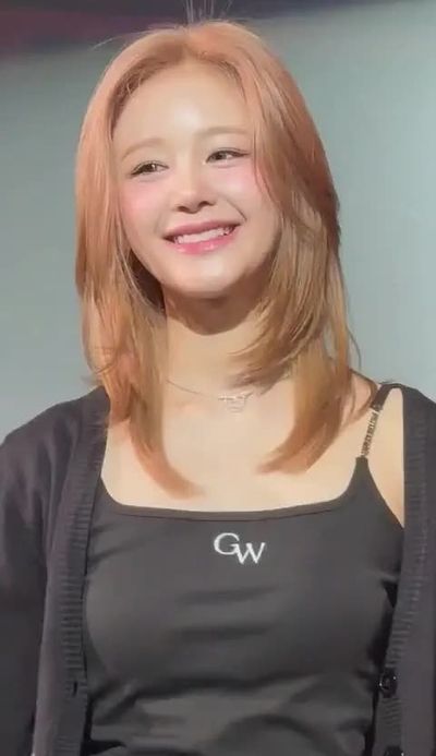 Pharita - shows tits