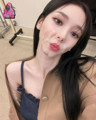 Karina - facial