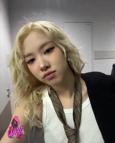 Rose - blowjob