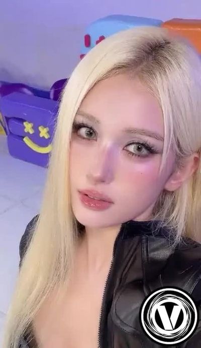 Somi - bukkake