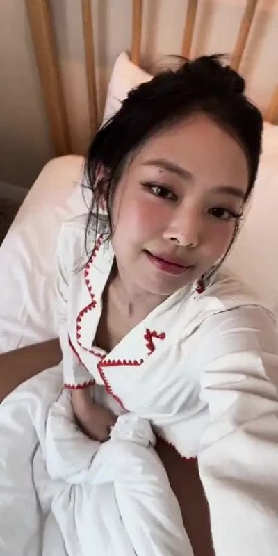 Jennie - blowjob