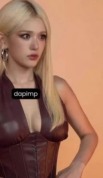 Somi - cum on face