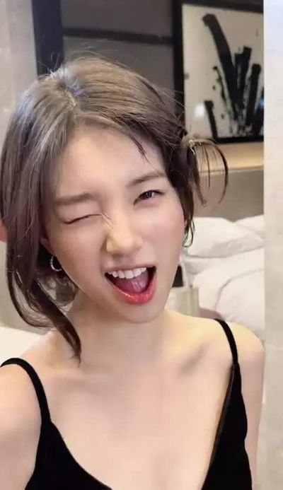 Suzy - bukkake