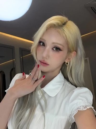 Somi - softcore