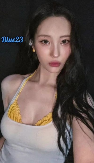 Sunmi - shows tits