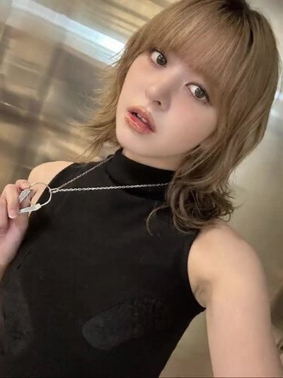 Lily - sucking deep