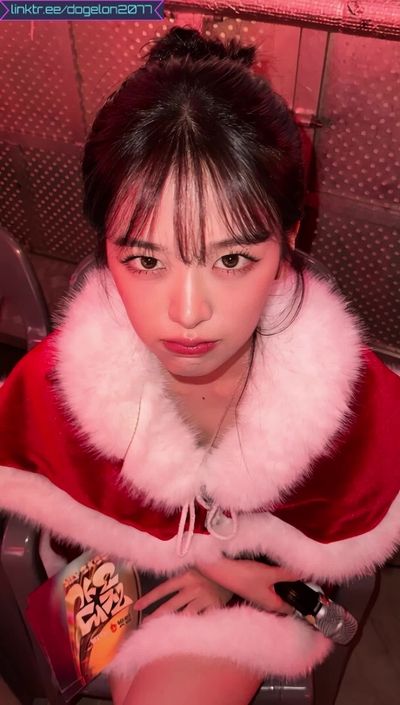 Yujin - pov blowjob