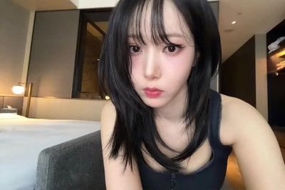 SinB - Deepthroat and Cummed